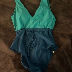 Summersalt One Piece 4